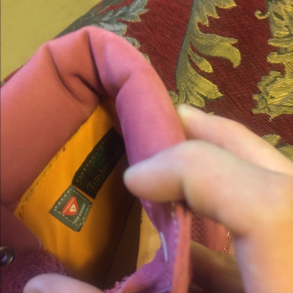 COPY - Pink Timberlands 8.5 - Picture 7 of 8